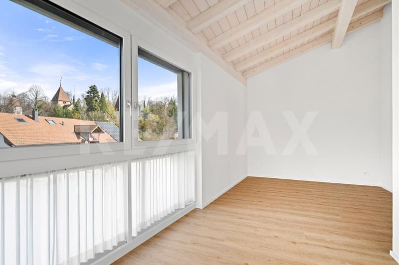Casa unifamiliare moderna a Münchenwiler / Murten (8)
