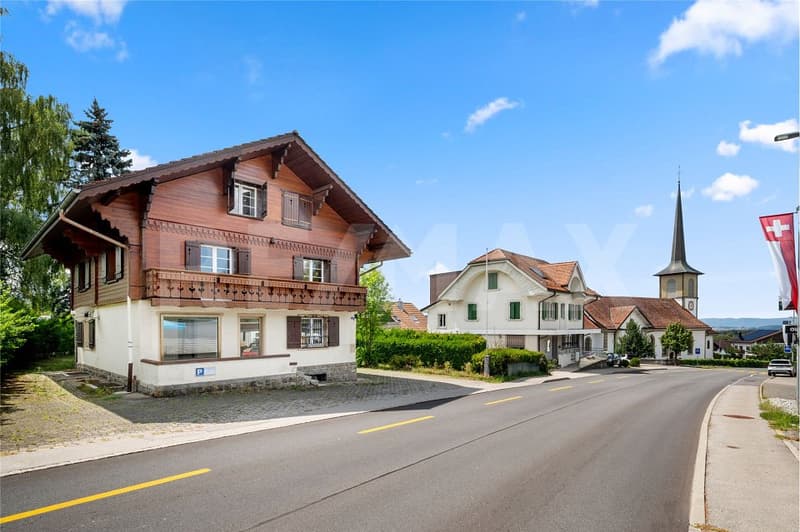 Magnifique grand chalet offrant un grand potentiel au cur de Giffers (4)