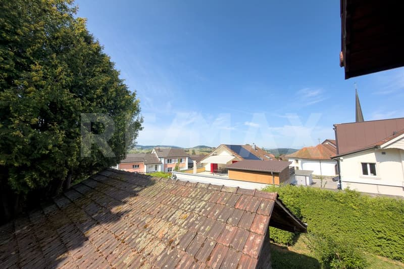 Magnifique grand chalet offrant un grand potentiel au cur de Giffers (12)