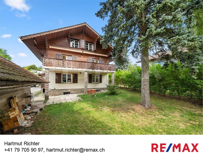 Magnifique grand chalet offrant un grand potentiel au cur de Giffers (1)