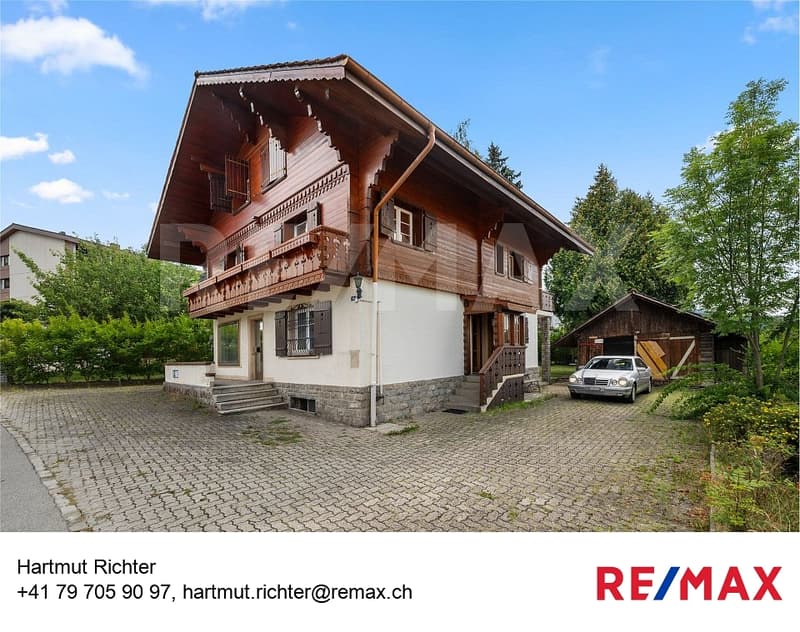 Magnifique grand chalet offrant un grand potentiel au cur de Giffers (1)