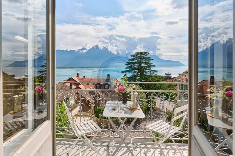 SPLENDIDO APPARTAMENTO DI 7,5 LOCALI CON VISTA SUL LAGO (2)
