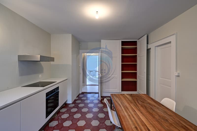 SPLENDIDO APPARTAMENTO DI 7,5 LOCALI CON VISTA SUL LAGO (7)