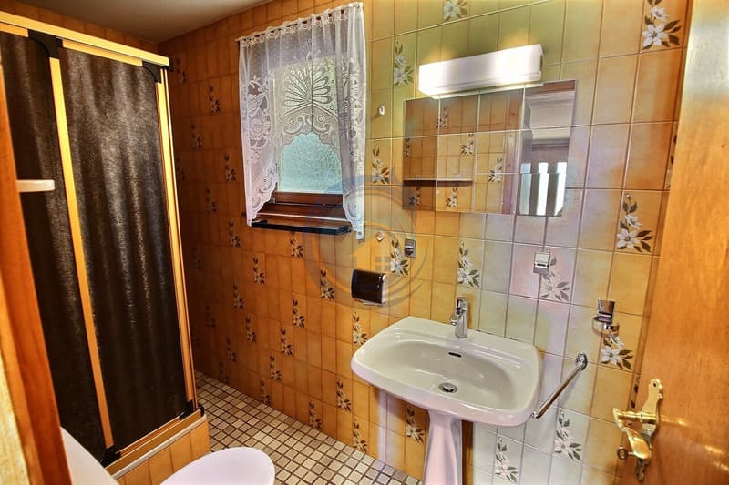 Incantevole villa tipo chalet di 3,5 locali con vista sulle Alpi (11)