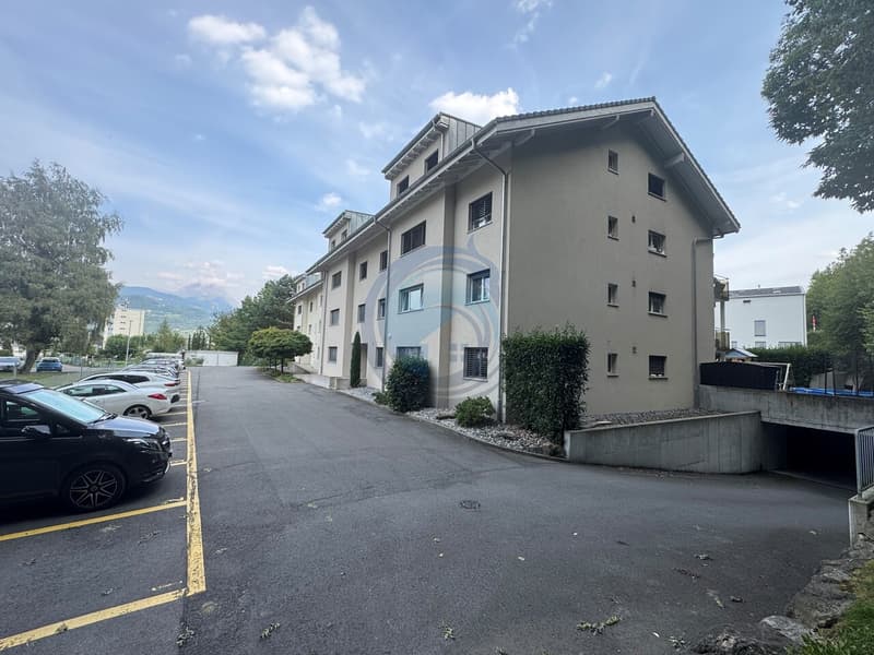 CHARMING 4.5 ROOM APARTMENT ON THE TOP FLOOR - AVAILABLE IMMEDIATELY (13)
