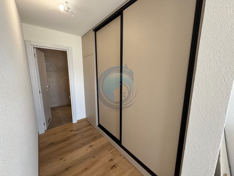 NEUWERTIGES 4,5-ZIMMER-WOHNUNG MIT PANORAMABLICK AUF DEN SEE (11)