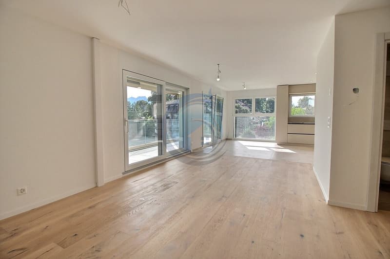 NEUES 4,5-ZIMMER-WOHNUNG MIT PANORAMABLICK AUF DEN SEE (4)