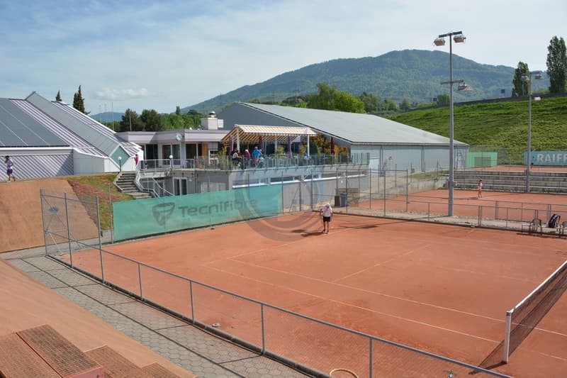 CHANCE ZU GREIFEN: GEWERBLICHES LOKAL/RESTAURANT ZU VERMIETEN IN ST-LÉGIER (3)