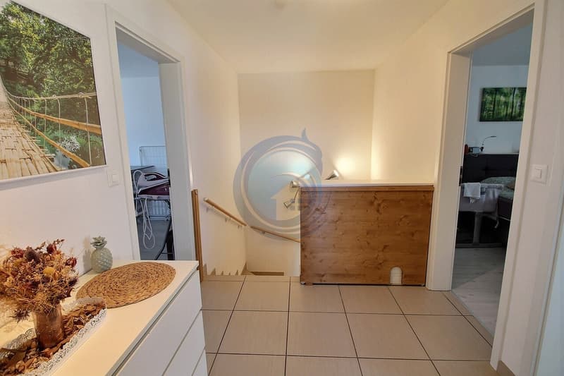 Bello appartamento duplex di 4,5 locali con terrazza e giardino privato (8)