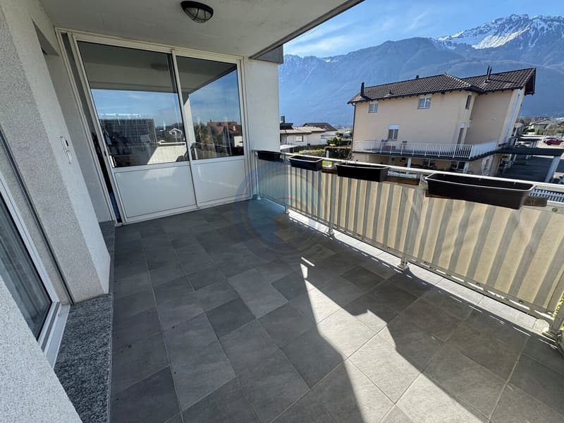 Bello appartamento duplex di 4,5 locali con terrazza e giardino privato (10)