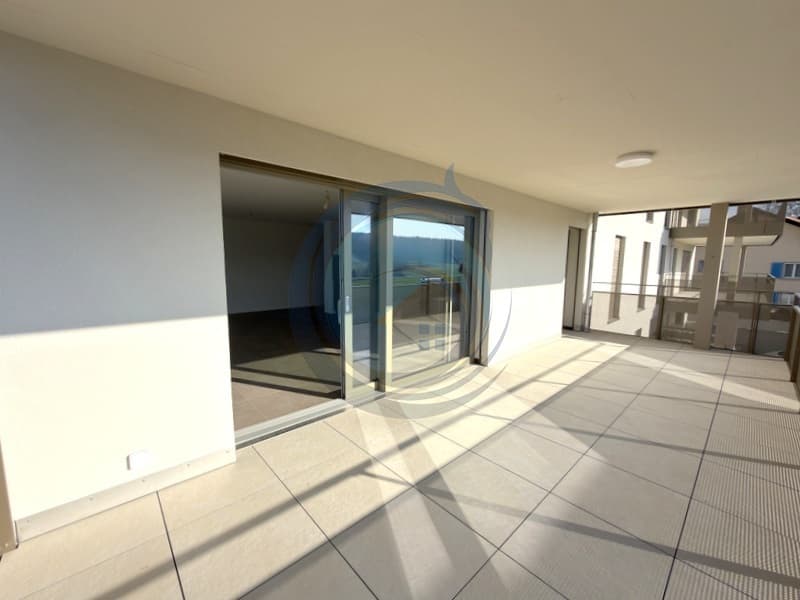 Bello appartamento nuovo di 3.5 locali con balcone (3)