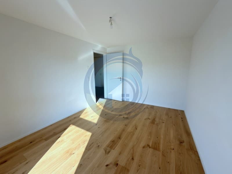 Bello appartamento nuovo di 3.5 locali con balcone (9)