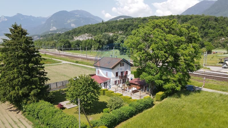 RAVISSANTE MAISON INDIVIDUELLE AVEC CACHET (2)