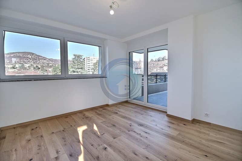 PRÄCHTIGES 4,5-ZIMMER-WOHNUNG MIT BALCON (9)