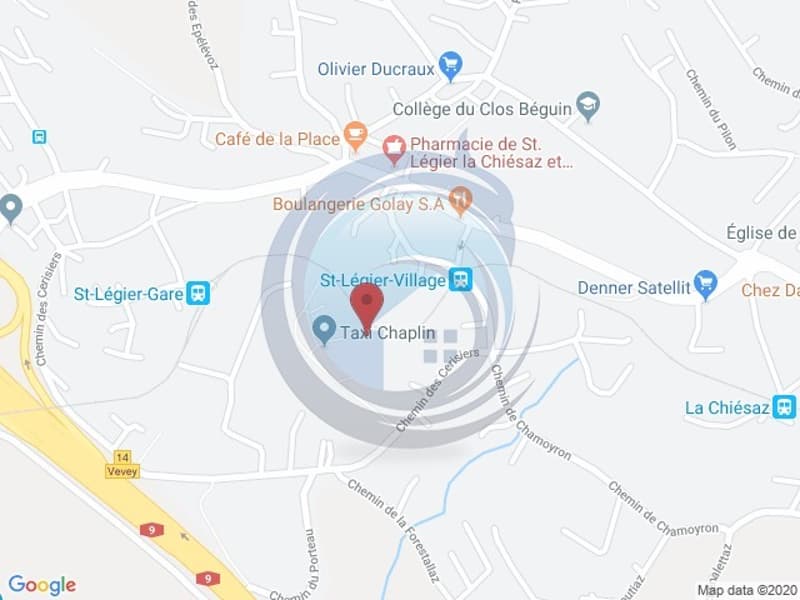 Parcheggio interno con colonnina di ricarica (4)