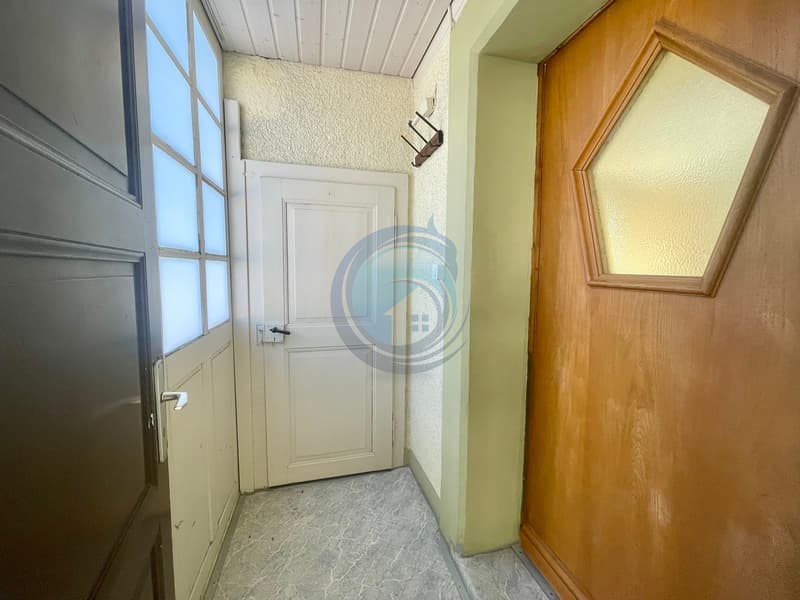 BEL APPARTEMENT DE 2,5 PIÈCES AU COEUR DE PORSEL (12)