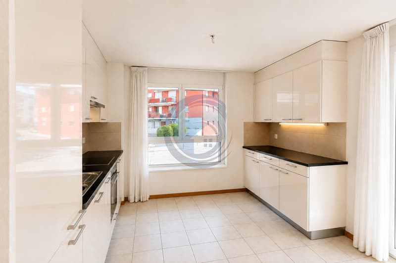 MAGNIFIQUE APPARTEMENT DE 3,5 PIÈCES AU COEUR DE BLONAY (5)