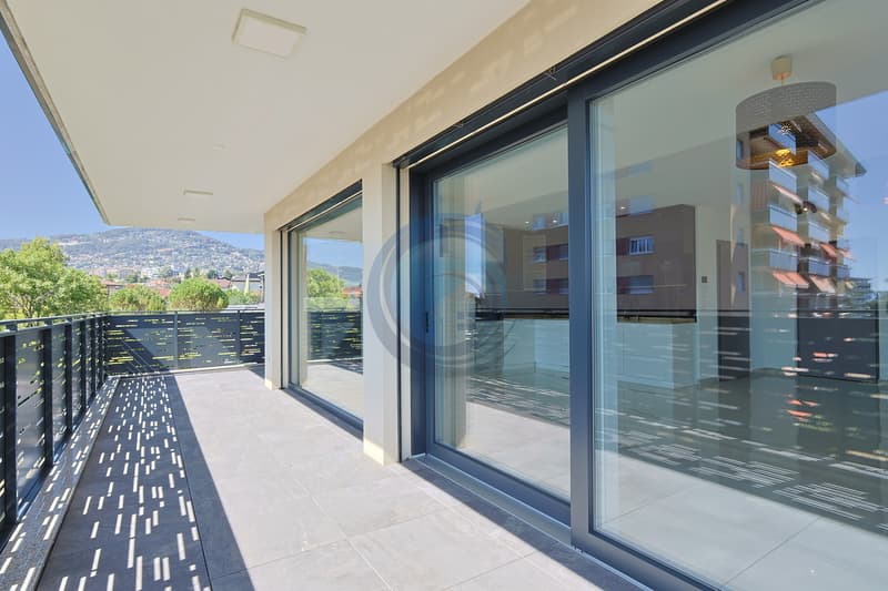 MAGNIFIQUE APPARTEMENT DE STANDING DE 4,5 PIÈCES AVEC BALCONS (12)