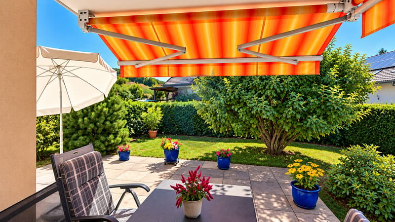 CHARMANTE MAISON MITOYENNE DE 5.5 PIÈCES AVEC JARDIN ET TERRASSE (2)