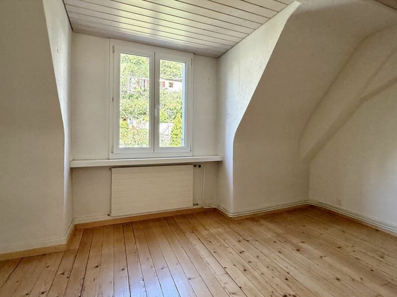 In Zimmer im 2. Obergeschoss