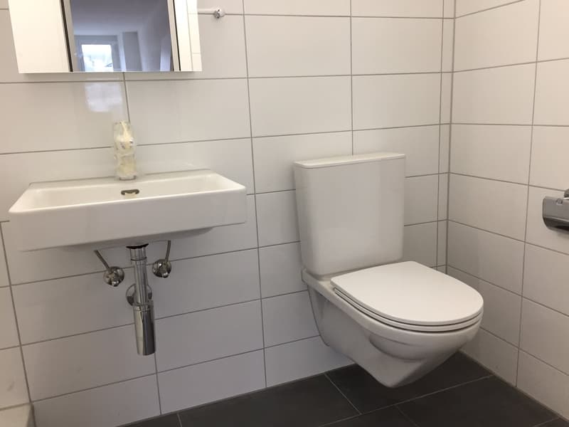 Maisonette accogliente con balcone + lavatrice/toilette private - posizione centrale in città (5)