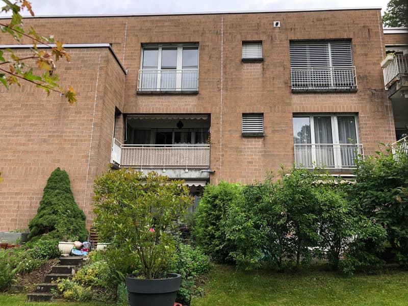 Appartamento luminoso 4.5 locali con balcone e vista panoramica a Köniz (9)