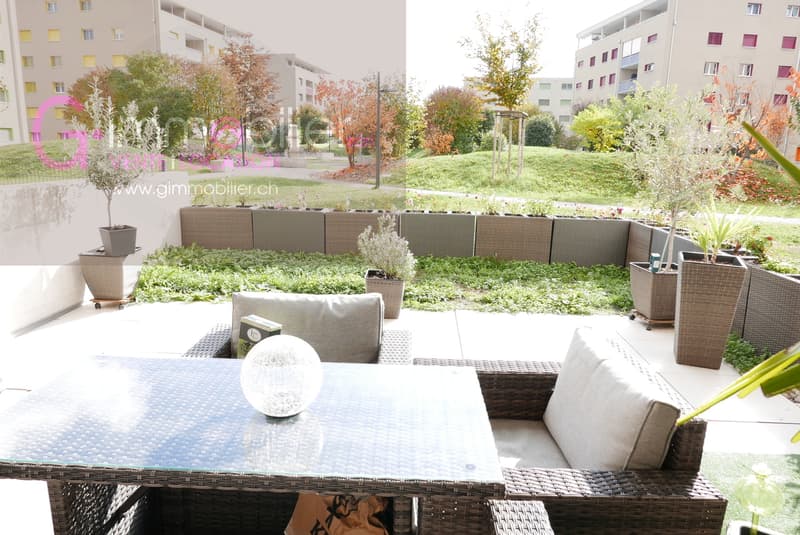 3.5 pièces de 112m2 vous allez l'A-DO-RER ce rez avec jardin privatif (3)