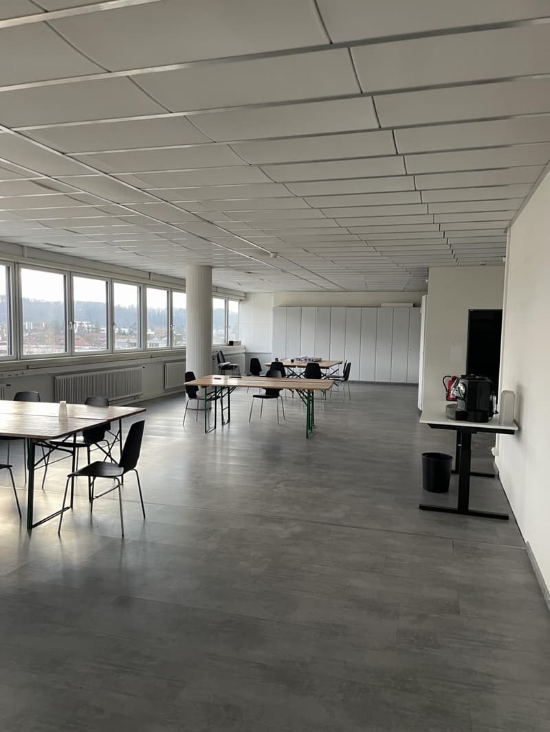 Spazio ufficio/commerciale moderno in affitto a Muttenz - ca. 485m2 (Farnsburgerstrasse 8) (8)