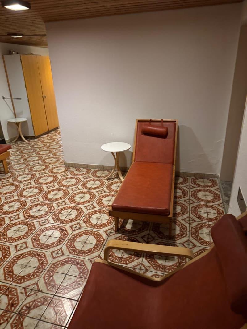 Sauna mit Solarium an der Austrasse in Basel zu vermieten (4)