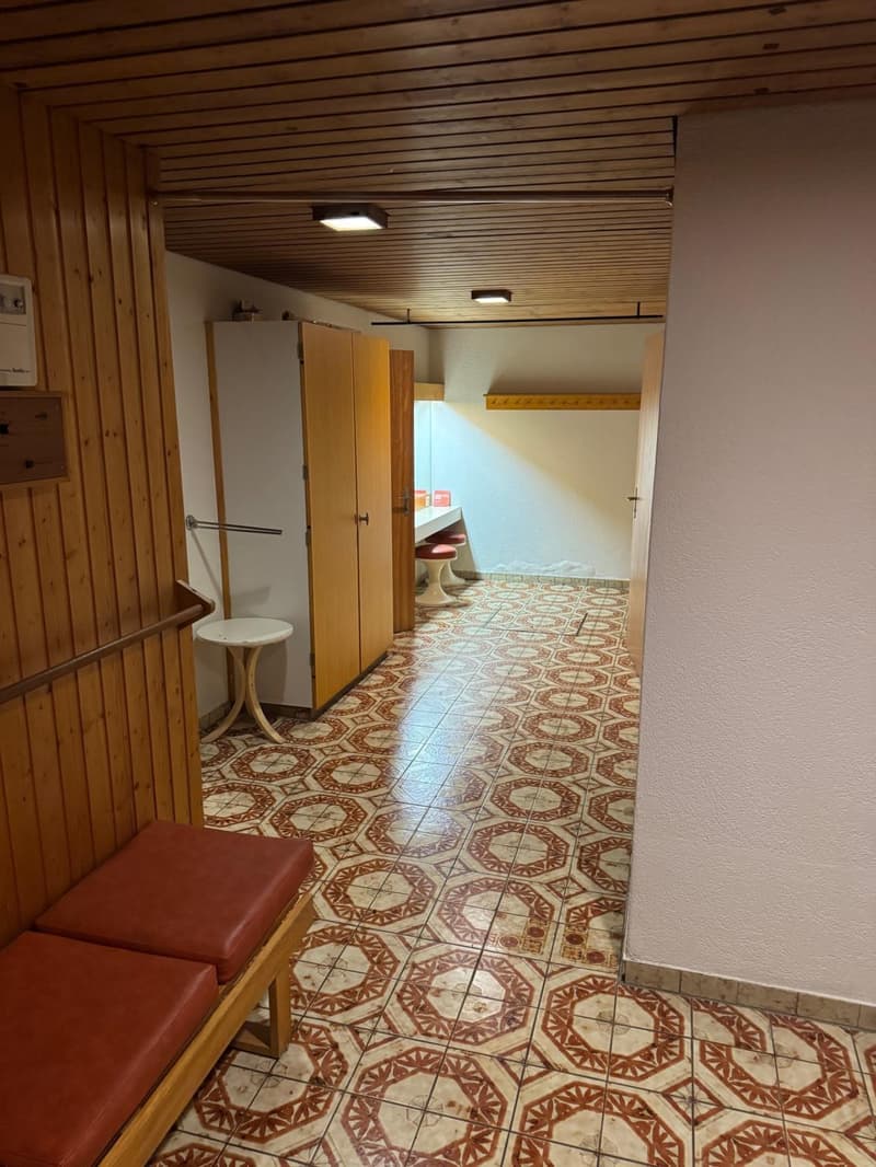 Sauna mit Solarium an der Austrasse in Basel zu vermieten (3)