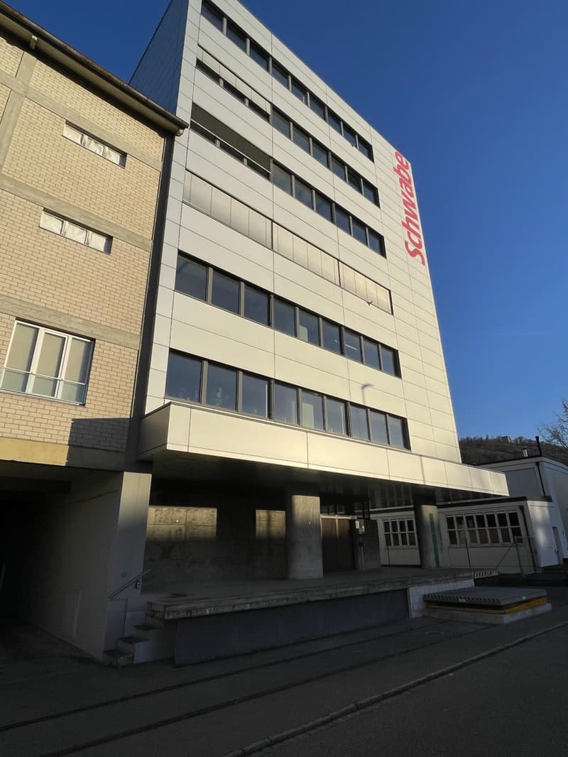 Moderne Büro-/Gewerbefläche in Muttenz zu vermieten - ca. 58 m² (Farnsburgerstrasse 8) (1)