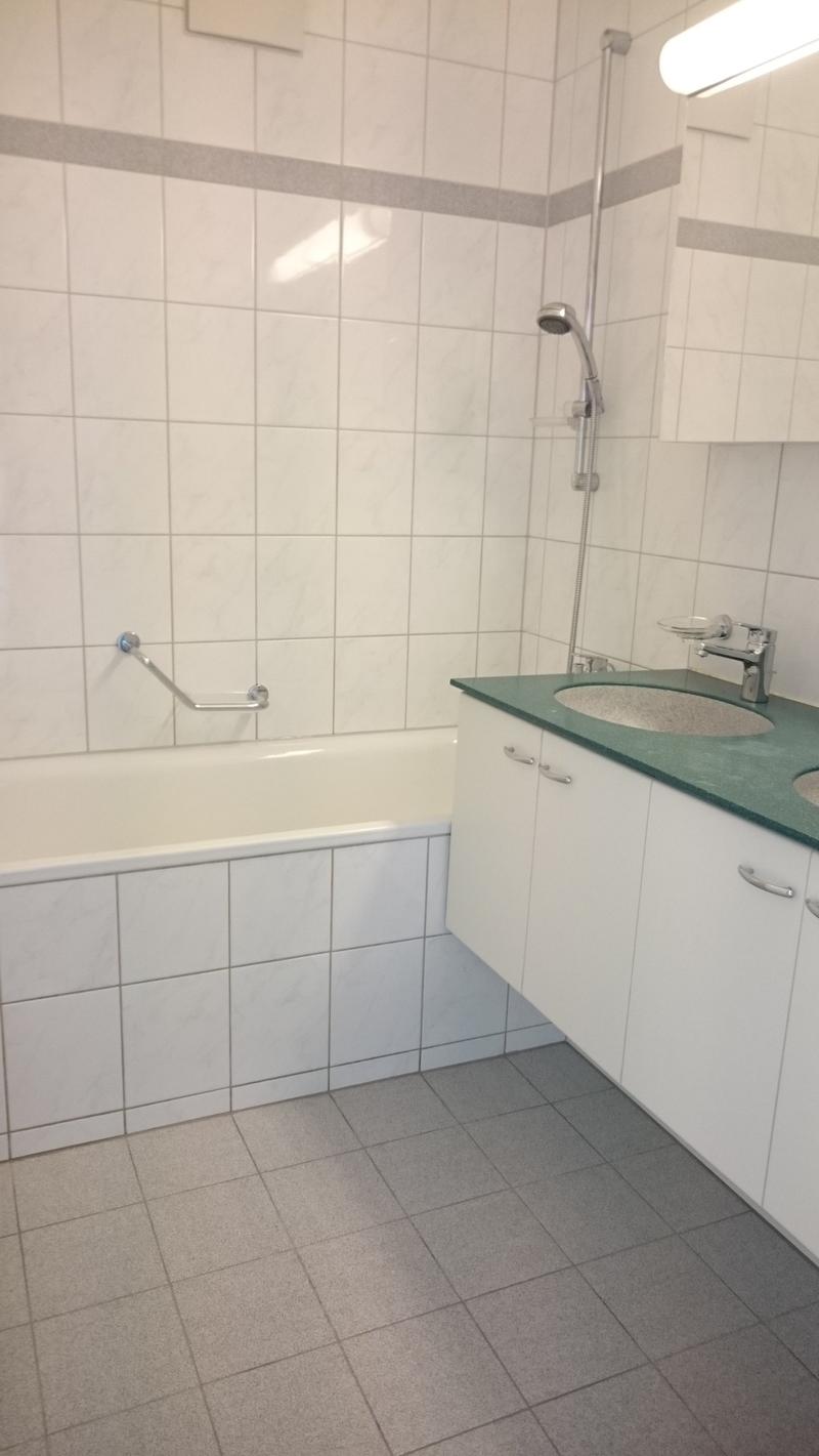 Charmante 4-Zimmer-Altbauwohnung im Hochparterre in Bern-Breitenrain (5)