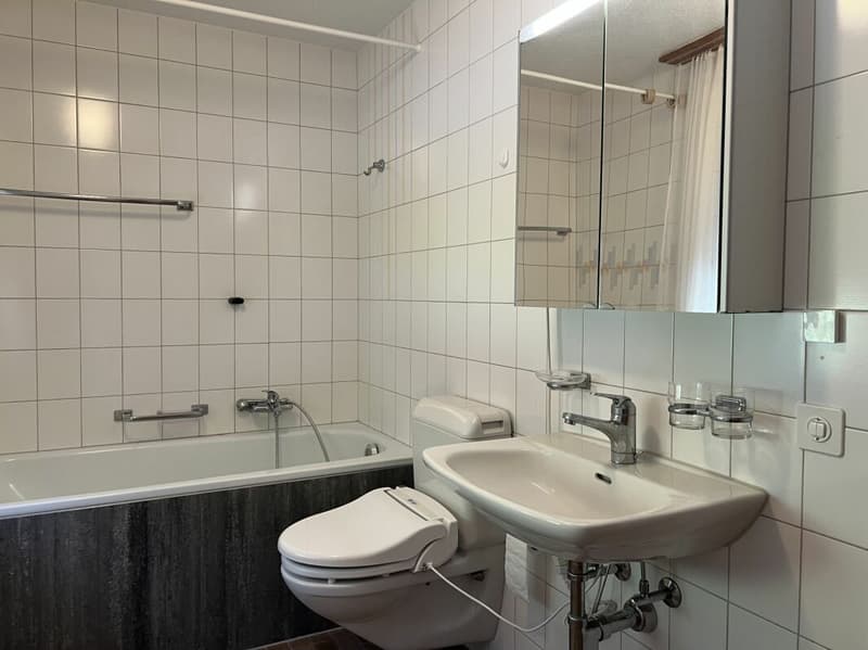 4.5-Zimmerwohnung 1. OG mit Seesicht im Zentrum von Beatenberg (10)
