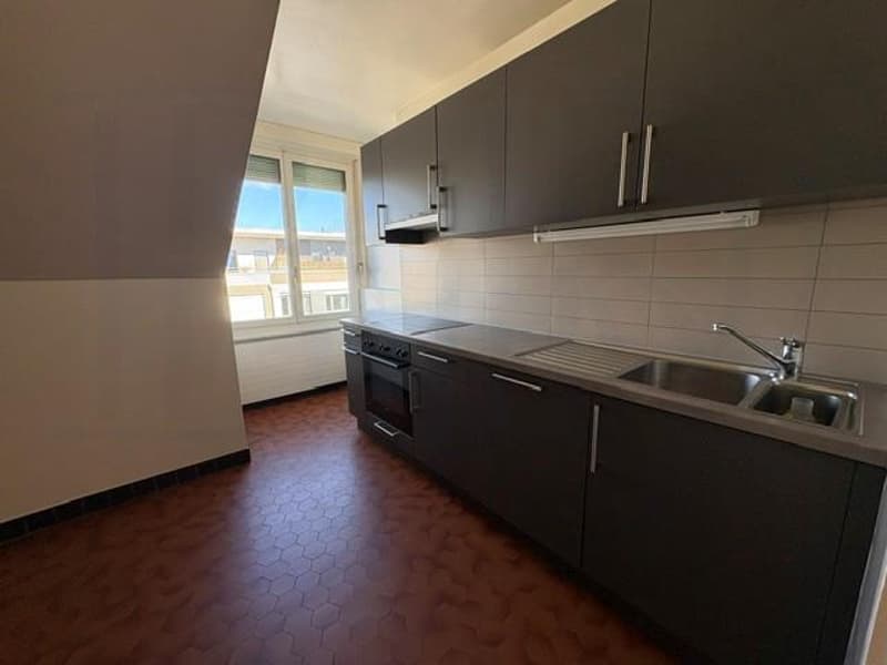 Appartement de 5 pièces au 5ème étage (4)