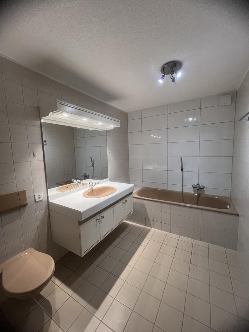 Bella villa con terrazza e giardino contemporaneo orientato a sud-ovest (11)