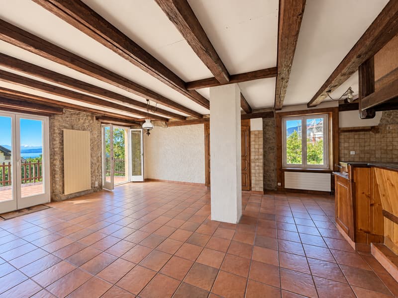 Maison villageoise avec vue: un beau potentiel à réléver (5)