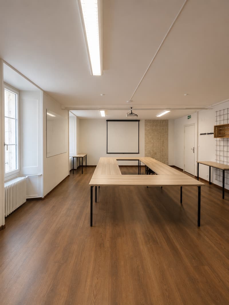 Bureaux de 240 m² en centre ville (6)