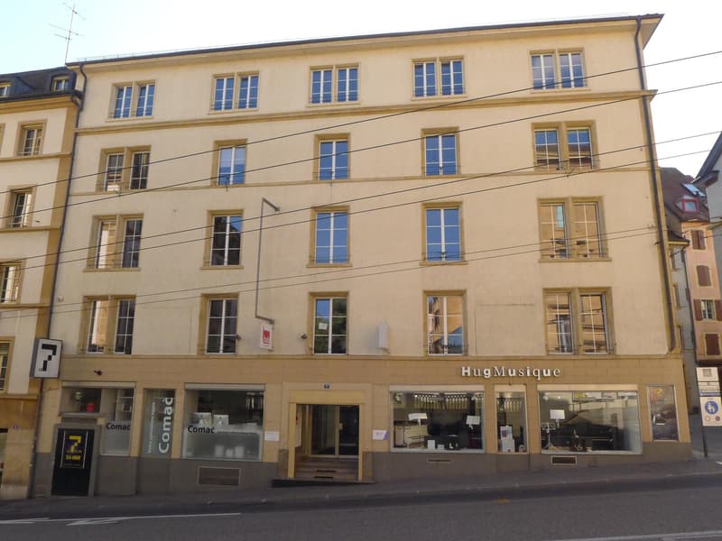 Bureaux de 240 m² en centre ville (10)