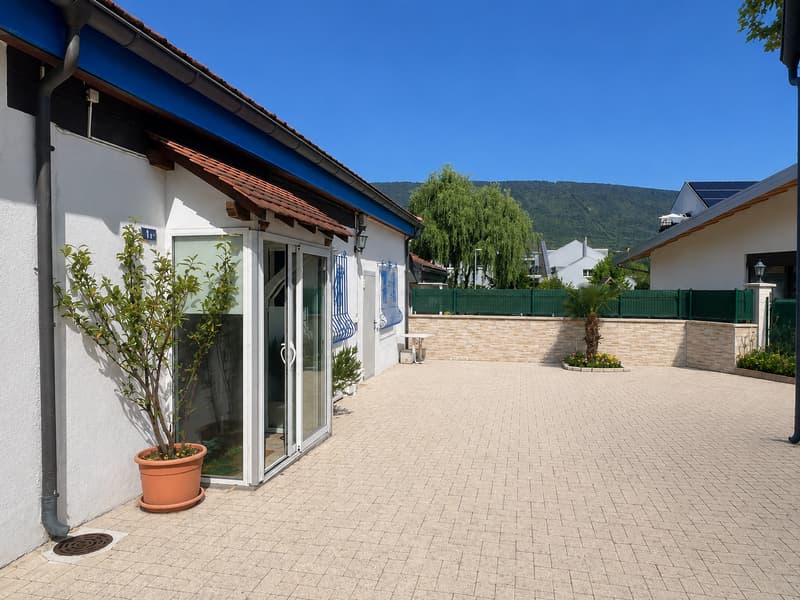 Une maison deux logements à deux pas de toutes les commodités (1)