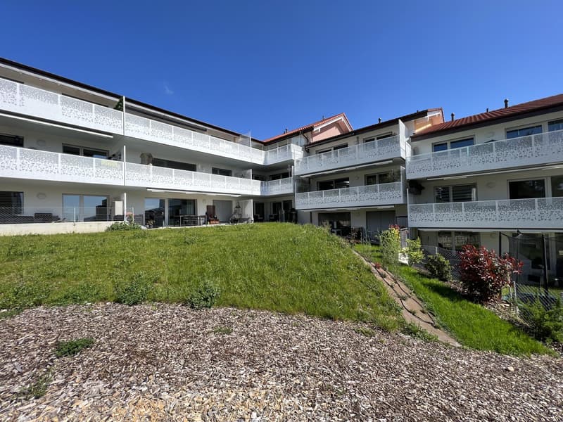 Magnifique appartement contemporain avec vastes terrasses et jardin privatif (13)