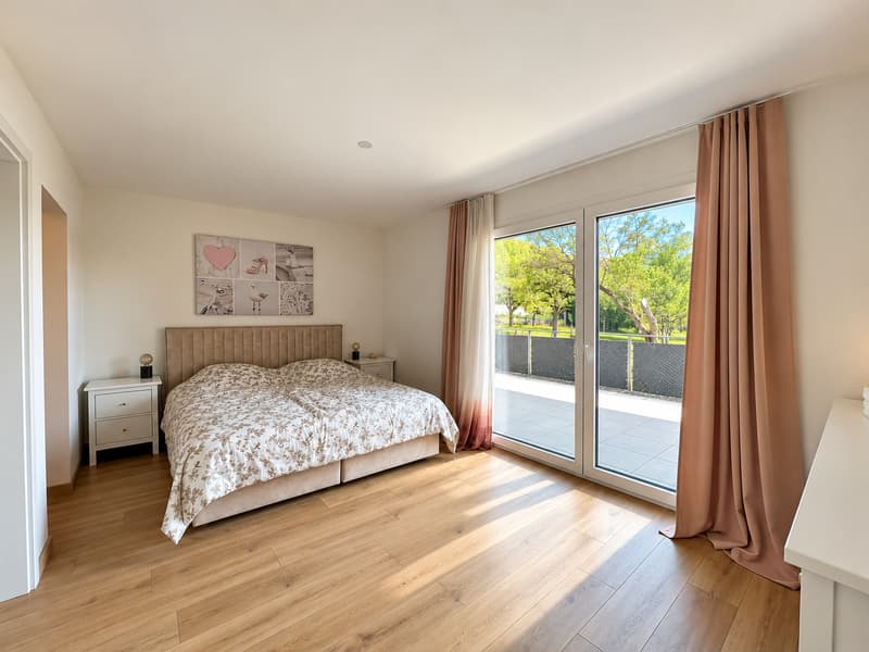 Magnifique appartement contemporain avec vastes terrasses et jardin privatif (7)
