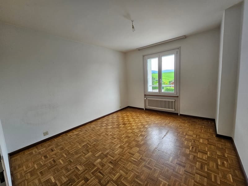 Appartamento di 4 locali con balconi e garage a Val-de-Ruz (5)