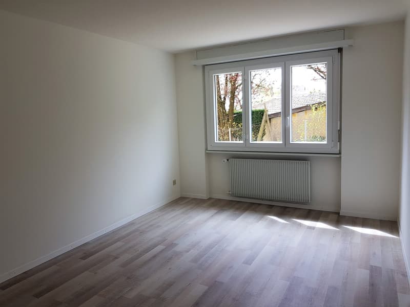 Rue des Poudrières 15, Neuchâtel - 3 pezzi al 3° piano (4)