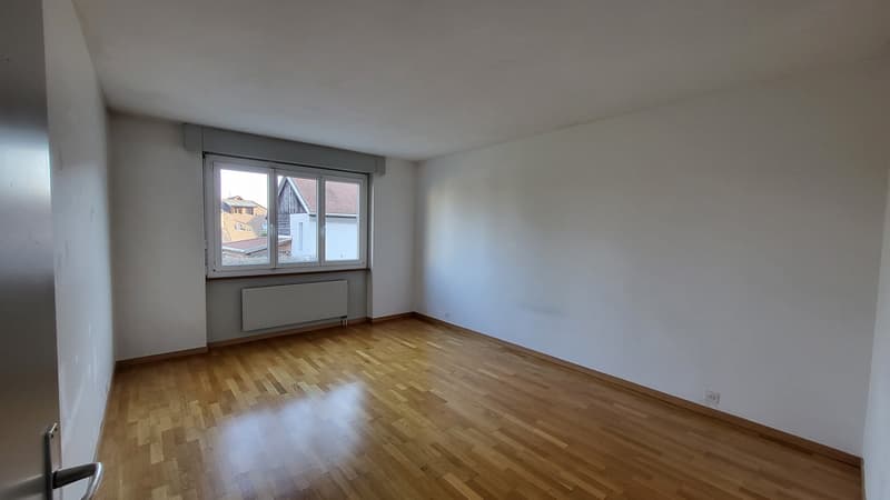 Rue des Fontaines 54, Cornaux - 3-room apartment on the ground floor (5)