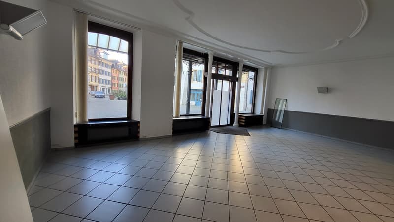 Commercial premises for rent – Place de la Liberté, La Neuveville (3)