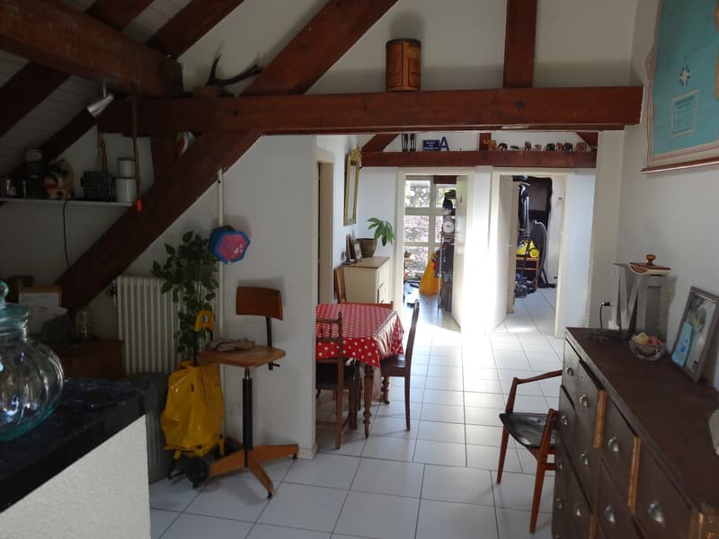 Rue des Saars 131, Neuchâtel - Appartement indépendant de 4pces au 1er étage (3)