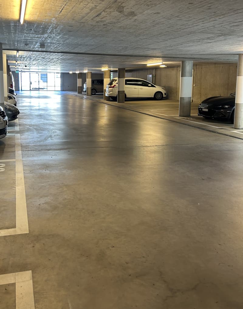 CORMINBOEUF - CLE-DES-CHAMPS - PARCHEGGIO SOTTERRANEO (4)