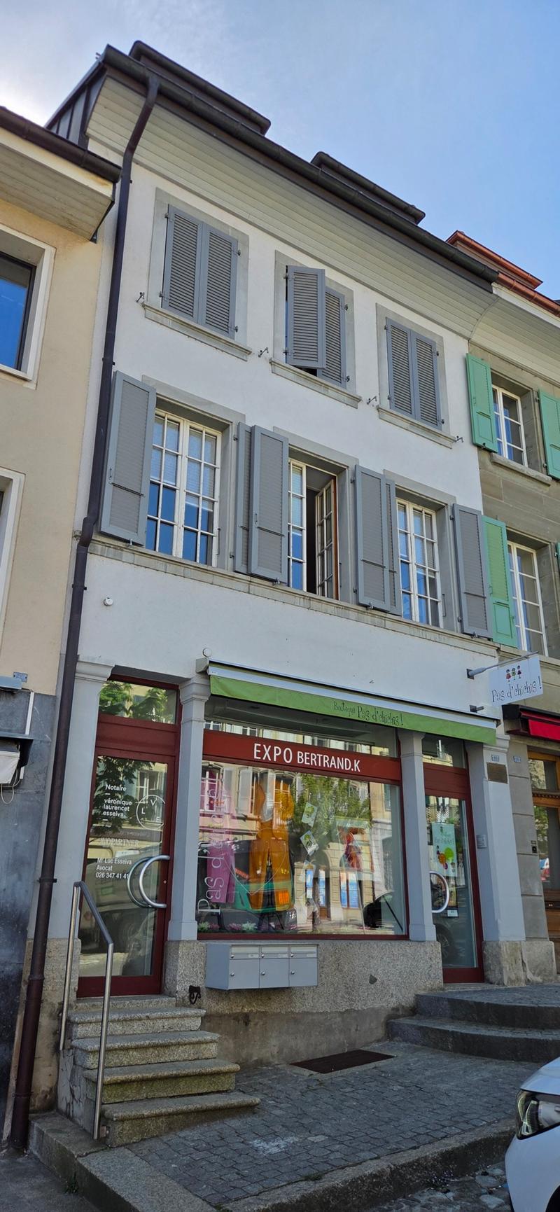 ROMONT - RTE DE L'EGLISE - INCANTEVOLE EDIFICIO CON TERRENO SEPARATO (5)