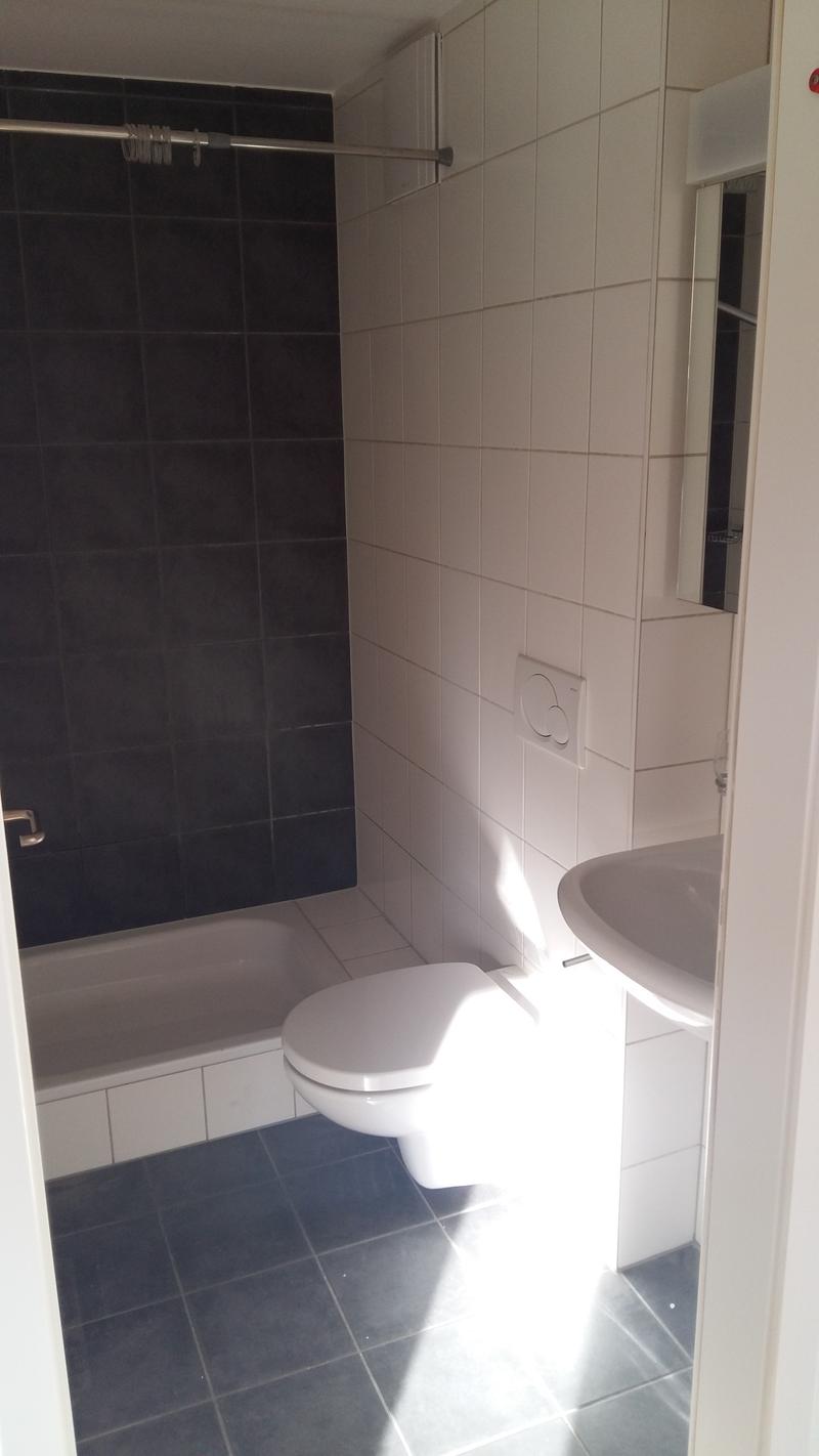 FRIBOURG - RTE DU JURA 20 - JOLI STUDIO MODERNE AU 3EME ETAGE (sans (4)