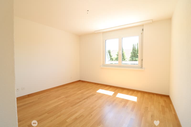 2.5- Zi-Attikawohnung grosser Terrasse / App. attique de 2,5 pièce (5)